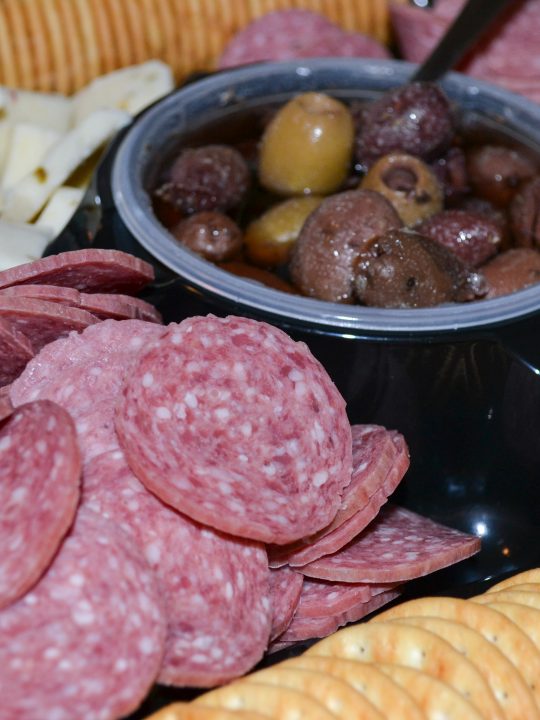 Hormel Gatherings Party Trays make the perfect stress-free party food! #Giveaway