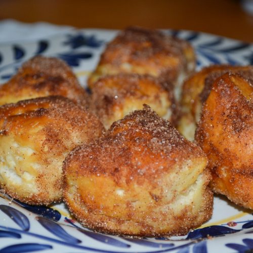 Tasty, easy and quick Air Fryer Donut Holes!